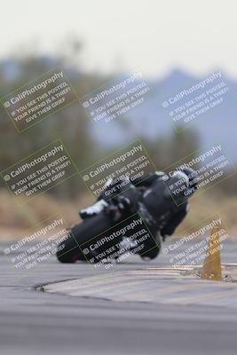 media/Sep-21-2025-Race Pace (Sun) [[98bf33ef95]]/Verified/2-Turn 2 Backside (835am)/